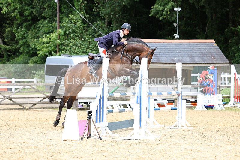 3E7A4323 - Class 7: Senior Newcomers/1.10m open