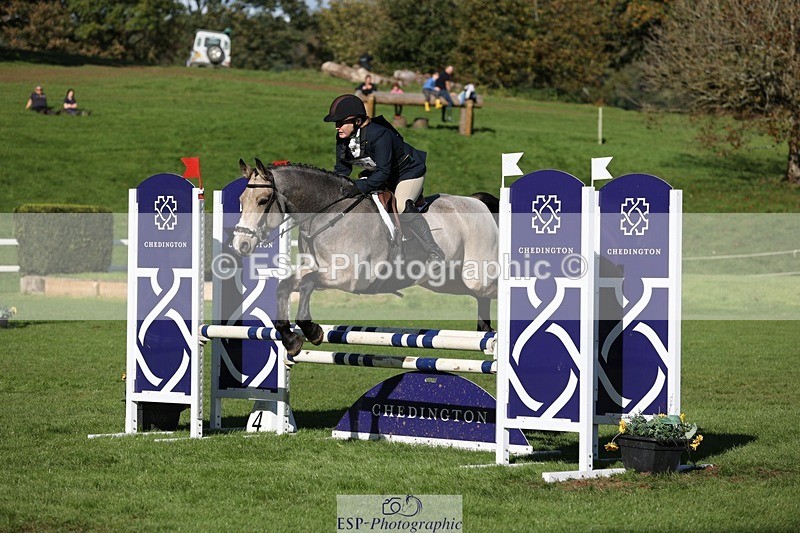 231022-124214-27291 - 471-LISCARROW.SHILOH-Justine.Walker-TrotUp+SJ