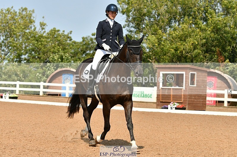 250817-115109-08680 - 113-Chloe.BakerFirst.Date.III