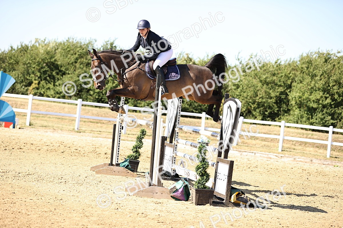 SBM_015684 - Class 16 - Senior foxhunter - 1.20m Open