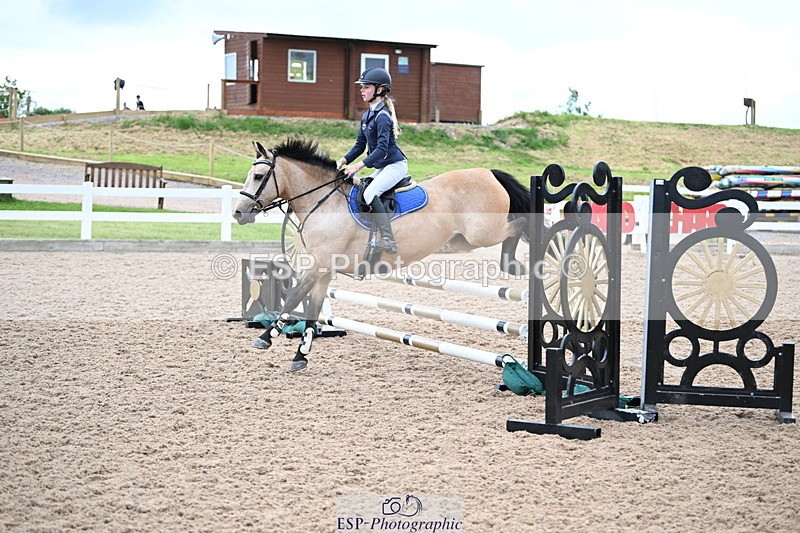 240608A-092105-00122 - Cls 8 Pony British Novice and 80cm Open