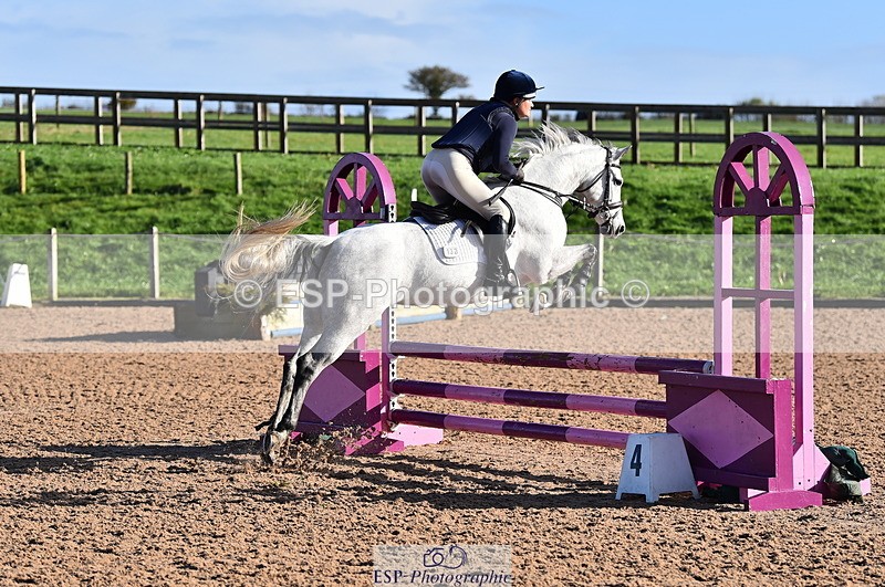 231105A-104448-00413 - 70cm