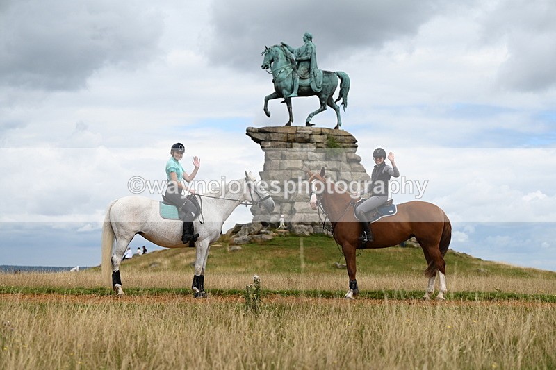 DSC_7127 - Time at Statue 12:45 to 13:15