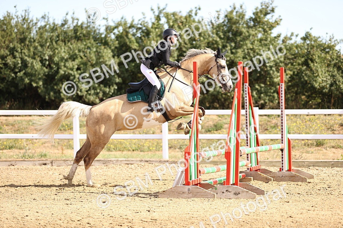 SBM_000111 - Class 1 - Clear Round