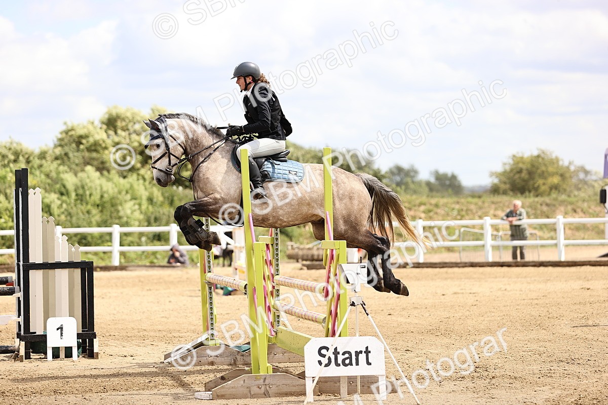 SBM_007910 - Class 3 - 90cm showjumping