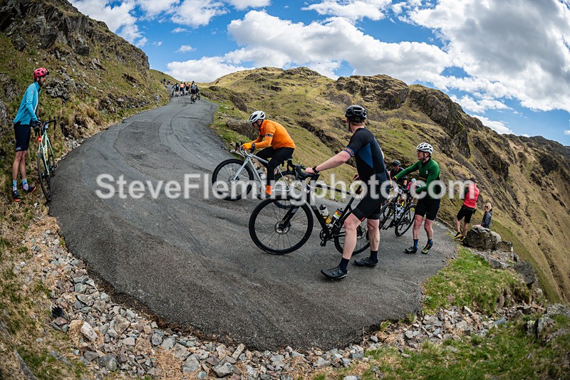 135713 - Hardknott Hairpin 13.00 - 14.00