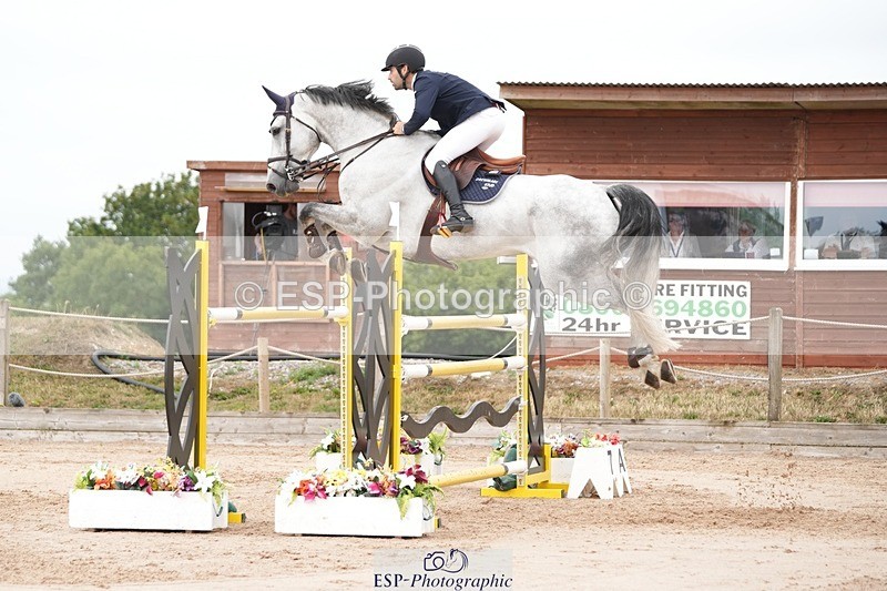 250718-114156-10086 - Cls 2, 3 Star Small Tour Break til End