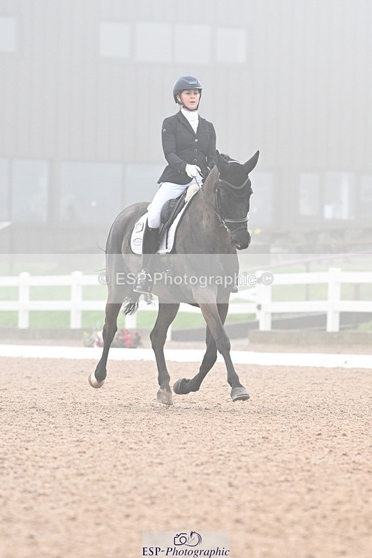 240217A-104725-01475 - 275-Lucy.Pye-La.Vida.loca