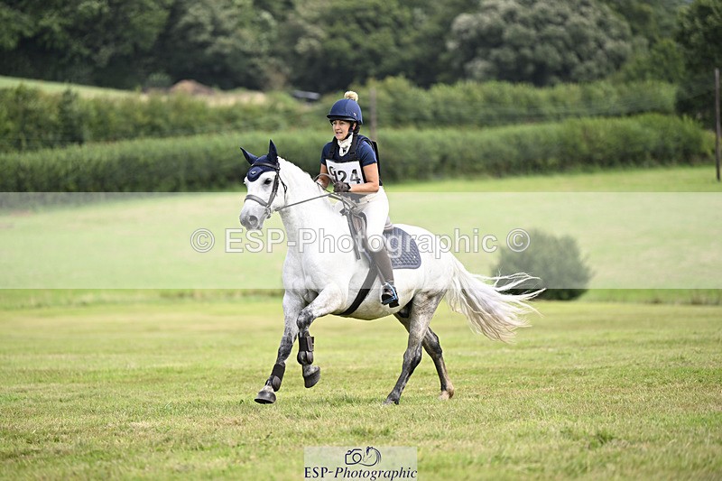 240825X-130518-33945 - 70cm XC 12.00 to End