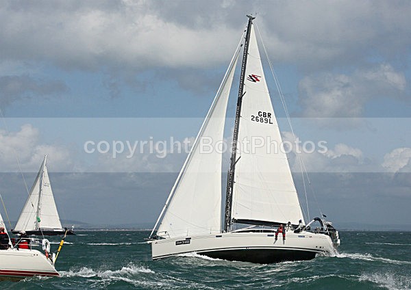 120630 GBR2689L WT7A2800 - ROUND THE ISLAND RACE - 30th June 2012