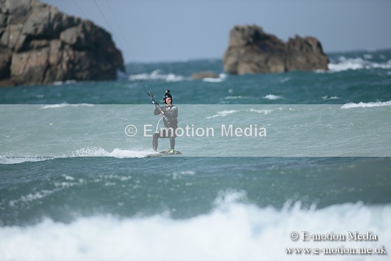 KS 020413-43 - Kite Surfing