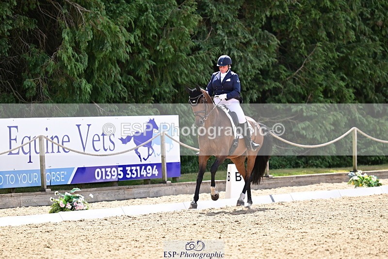 260802A-121105-06131 - Novice Silver break- end