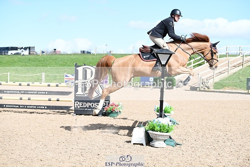 250328-121142-00904 - Cls 3 Snr Foxhunter