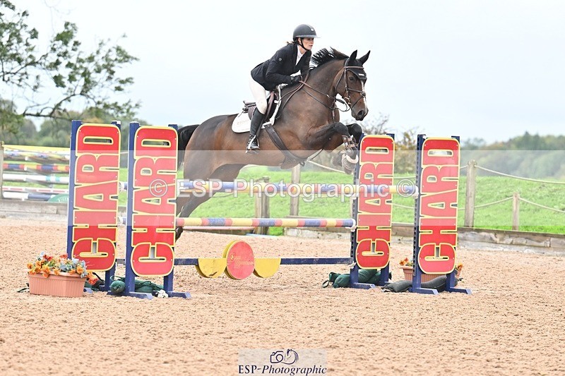 251003-134627-01208 - Cls 3 Foxhunter and 1.20m