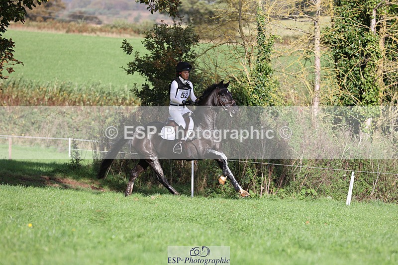 241025-114444-06548 - 052-Lydia.Heywood-JUST.THE.BISCUIT