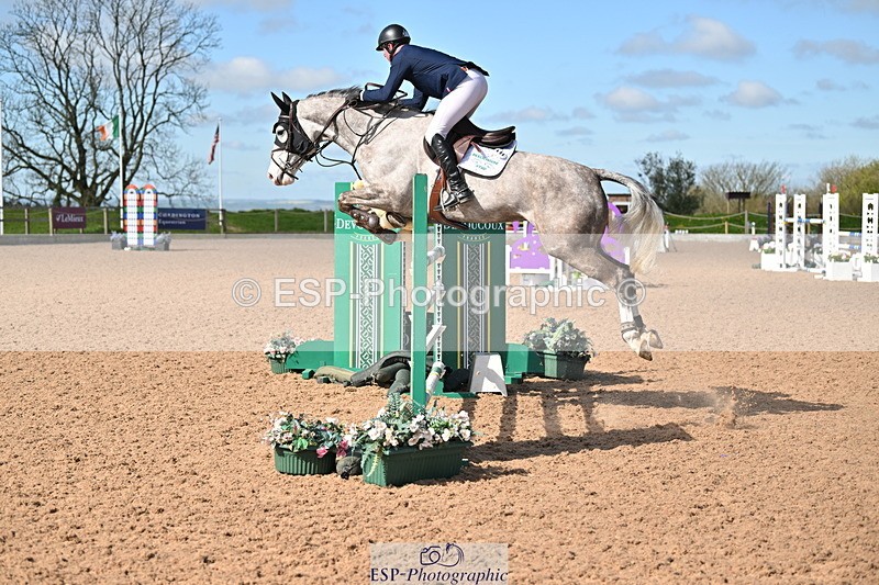 240418A-102707-02056 - Cls 1 2 Star Small Tour 1.30m