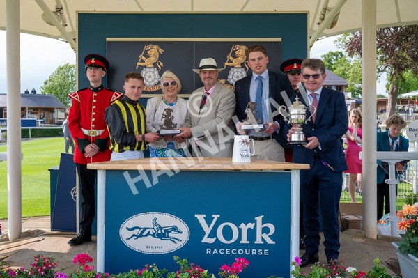 310525-Race 6-Dantes Lad-8065 - Race 6 4.25pm Royal Yorkshire Regiment Handicap