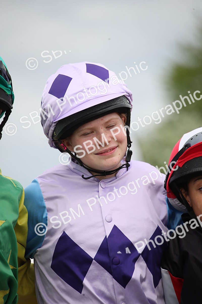 SBM_10098 - Dinky Derby