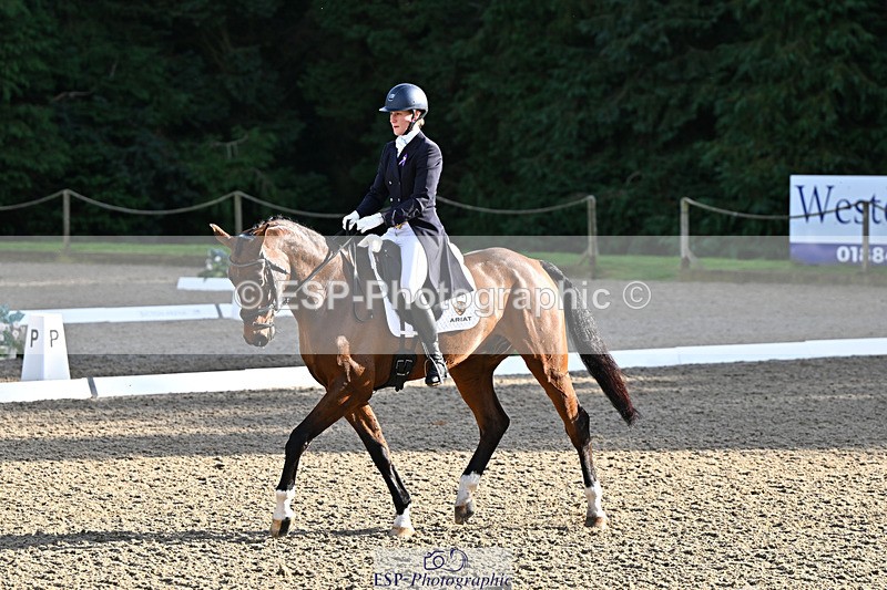 241023-145623-00435 - 105-Bella.Innes.Ker-MBF.KELVIN.DELLA.CACCIA