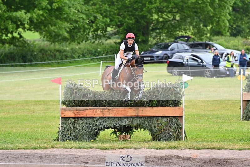 250524A-102913-09005 - A-058-Baptiste.Dehoorne-FAST.AND.DEVIL