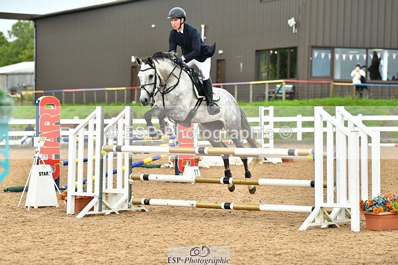 230730A-143839-10411 - Cls 35 1.05m Amateur Quali