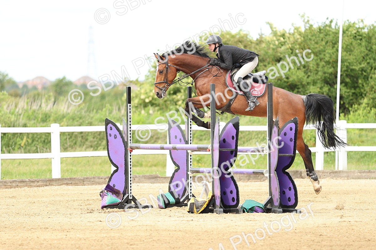 SBM_000933 - Class 4 - Senior Newcomers - 1.10m