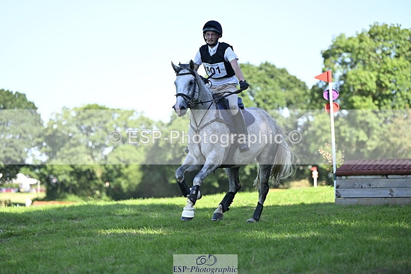 240811A-163528-06594 - 401-