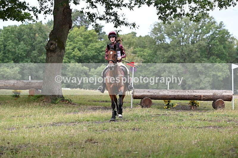 WJ6_0698 - XC Time 12:16 to 12:25