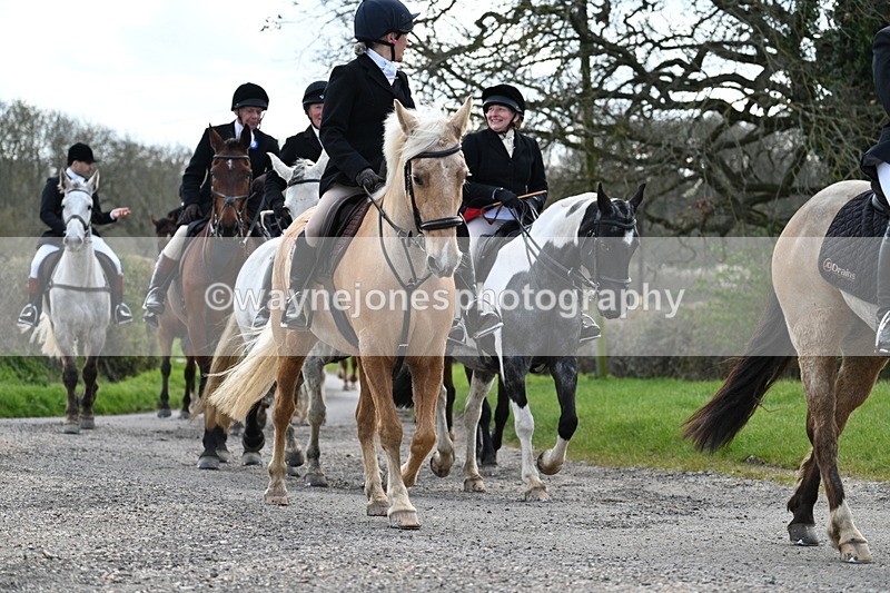 WJ7_9845 - Walk Home