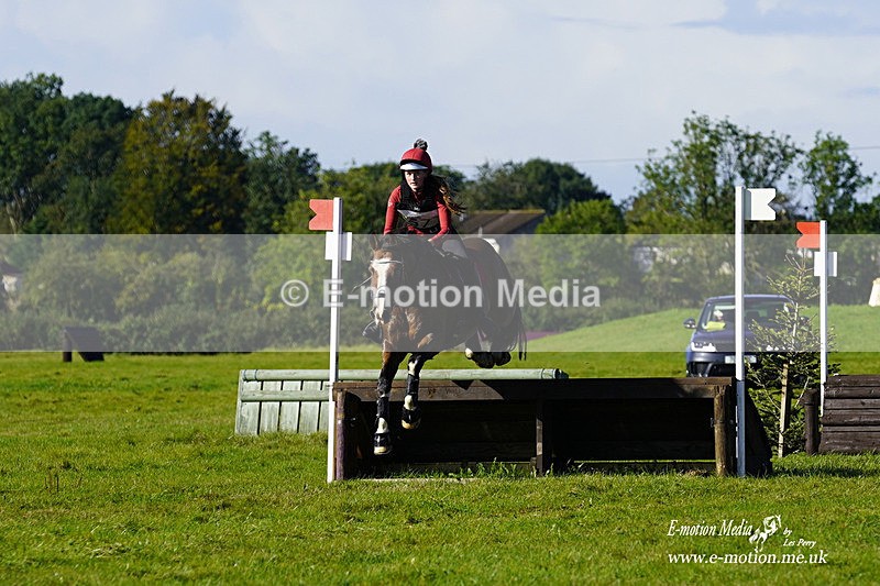  WWHT 031021 526 - WWEC Novice Restricted (0.80m) 18/10/20