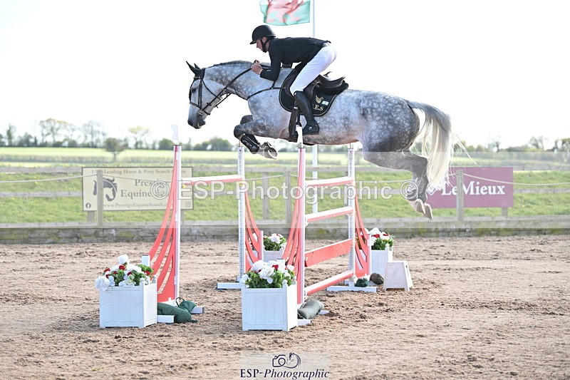 240420A-164228-12430 - Cls 11, 2 Star Big Tour 1.40m