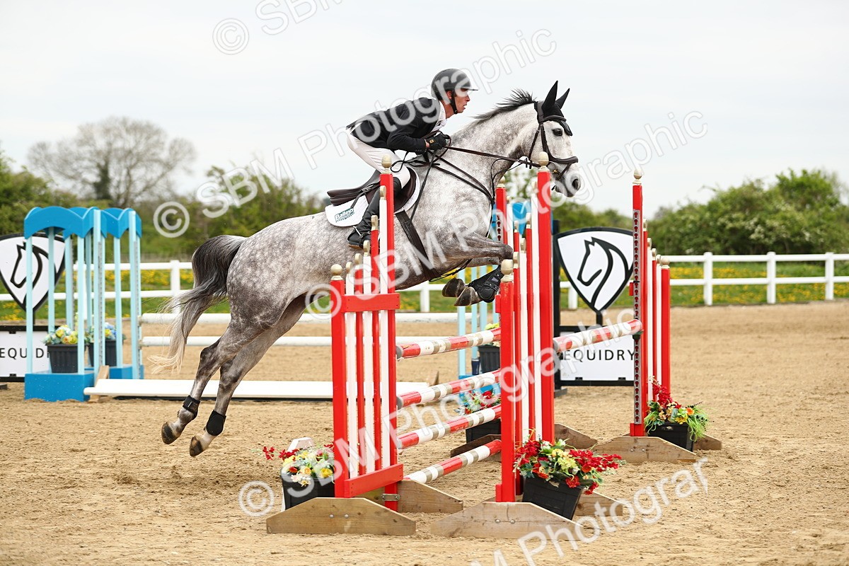 SBM_000911 - Class 3 - Senior Discovery 1m