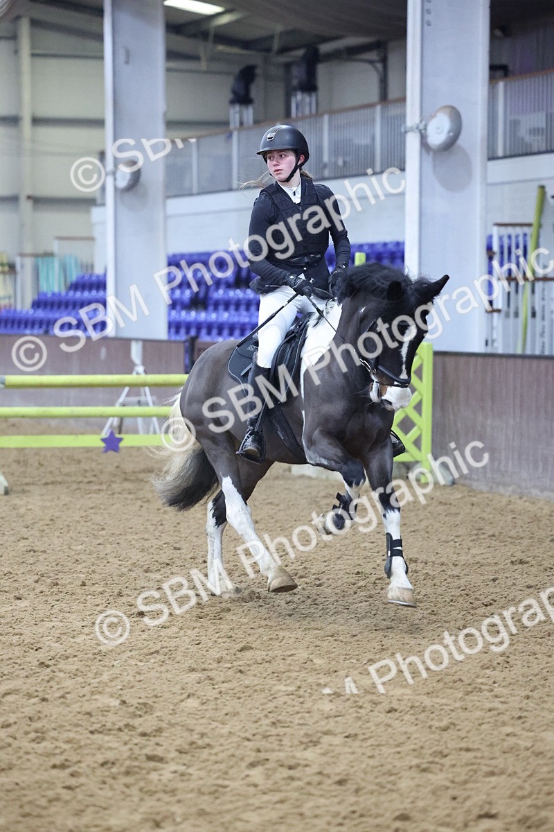 SBM_003270 - Class 11 - Blue Chip Pony Newcomers - 1.00m Open