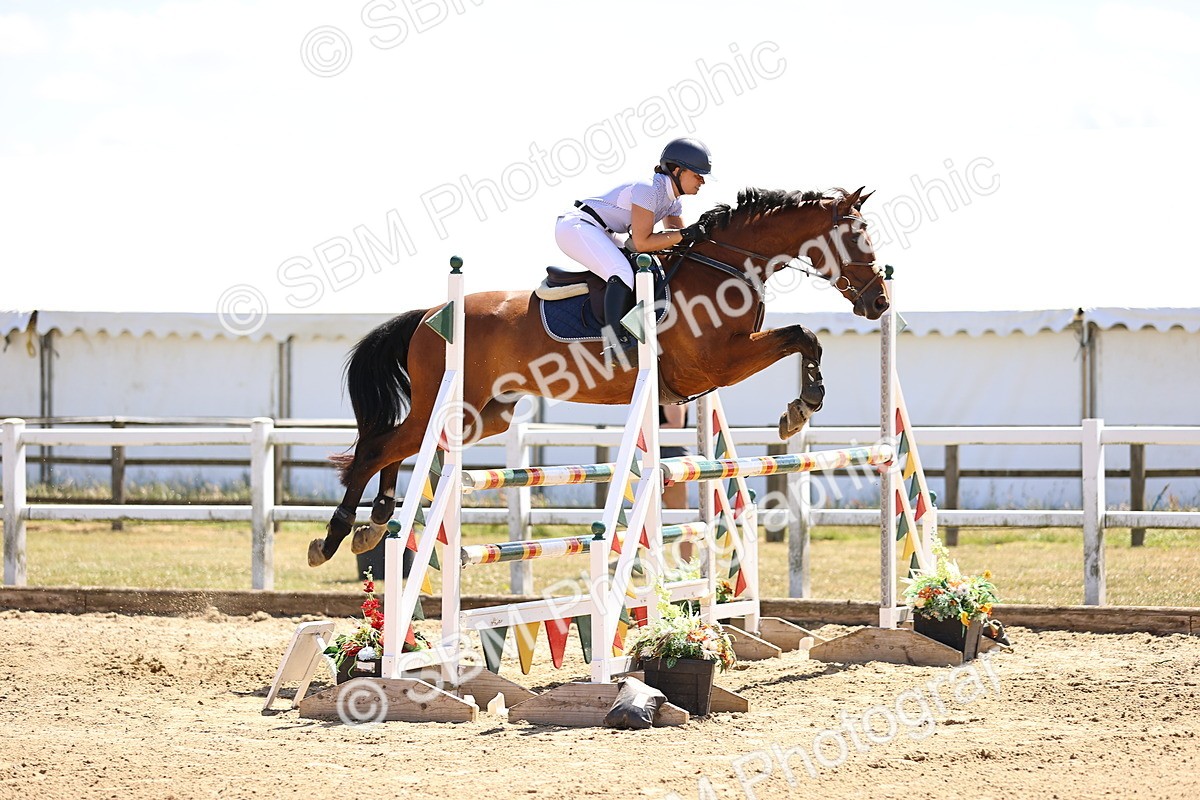 SBM_014872 - Class 15 - Senior Newcomers - 1.10m Open