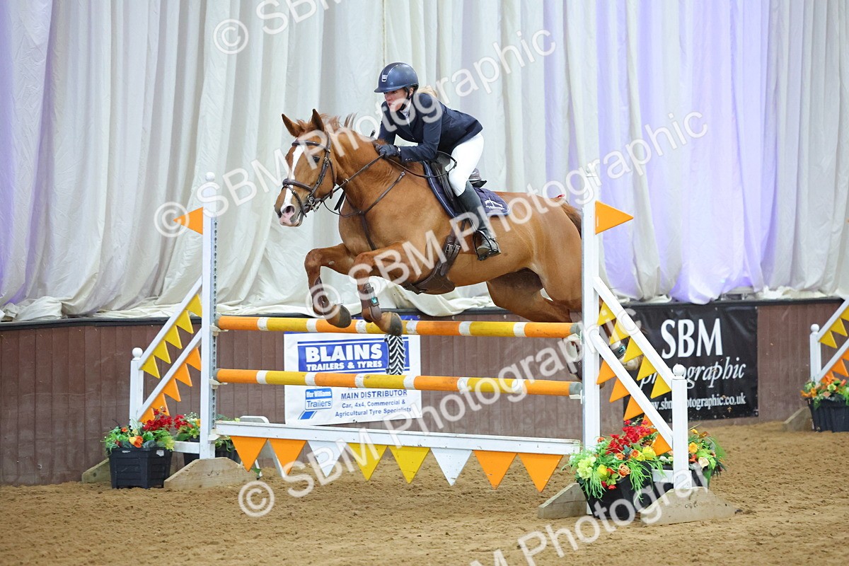 SBM_010542 - Class 23 - Senior Newcomers/ 1.10m Open - First Round (1.10m)