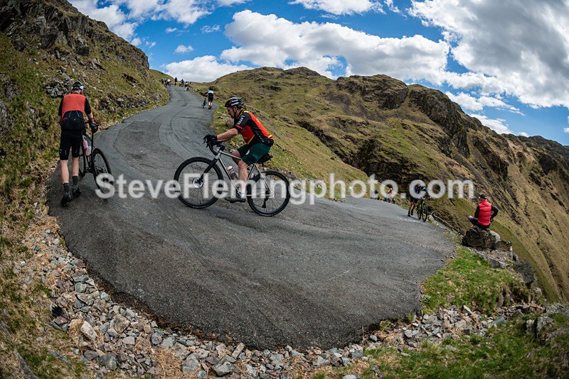 135617 - Hardknott Hairpin 13.00 - 14.00