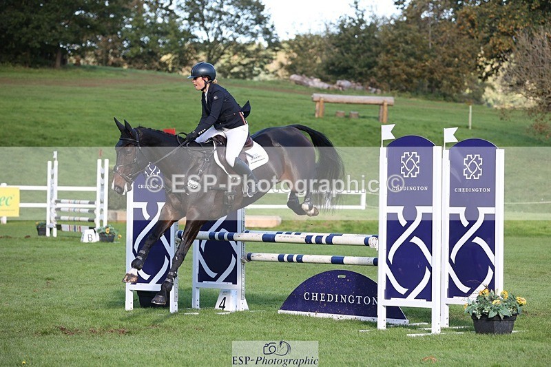 231022-111719-25076 - 632-ANGELL'S.CHOICE-Saffron.Cresswell-TrotUp+SJ
