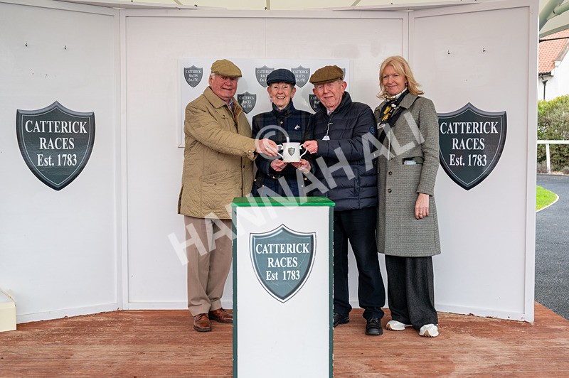 171224-Race 5-Wrappedinrubies-1552 - Race 5