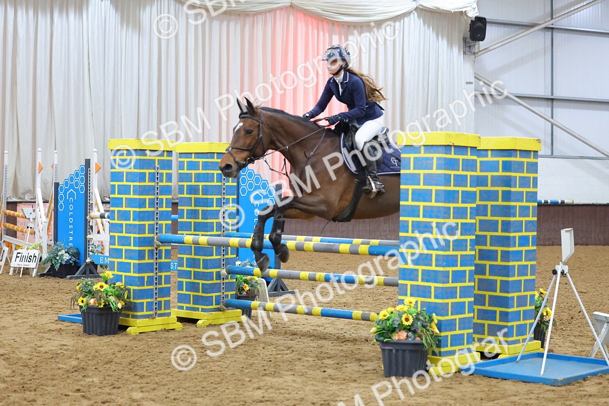 SBM_008620 - Class 21 - Nupafeed Supplements Senior Discovery/ 1m Open - First Round (1.00m)