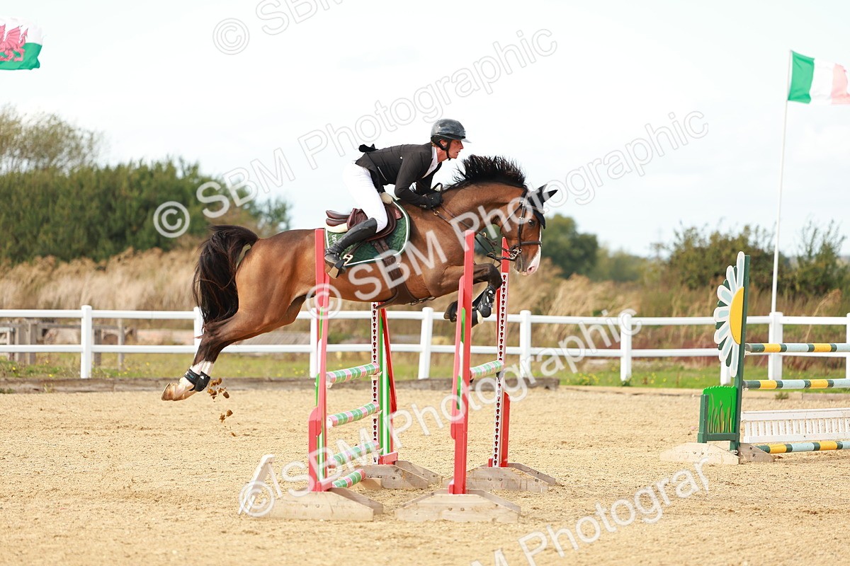 SBM_001709 - Class 4 - Senior Newcomers - 1.10m