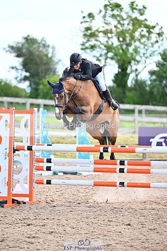 240608A-130033-02453 - Cls 4 Snr Newcomers and 1.10m Open