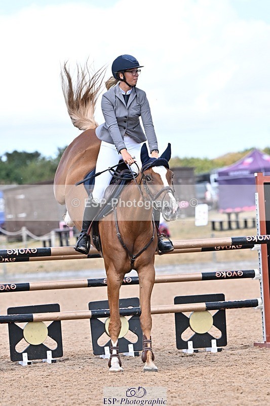 260819-142903-01102 - Cls 6 Foxhunter and 1.20m