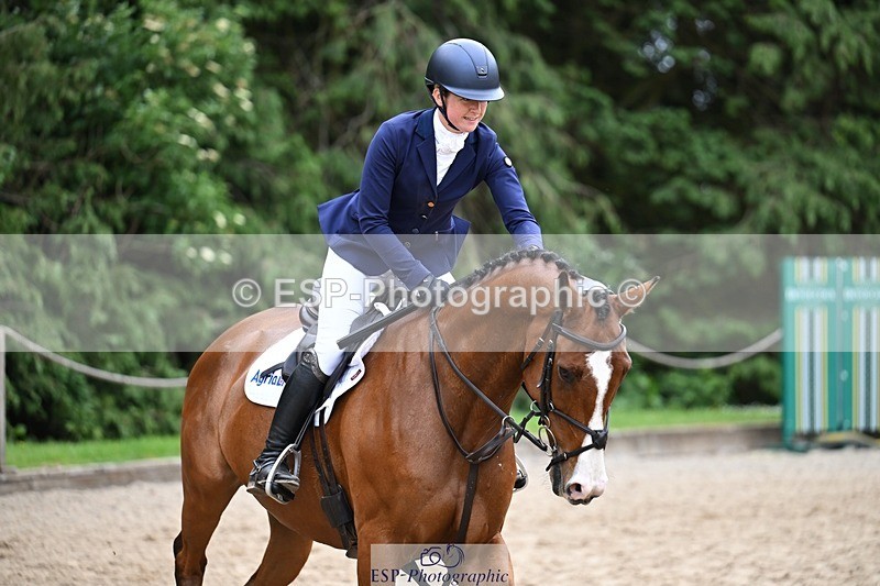 260630A-101835-20056 - C-374-Hannah.Nicolson