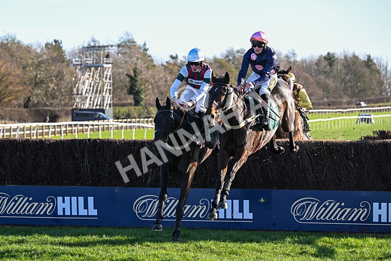 211125-Race 1-I See The Sea-6631 - Race 1