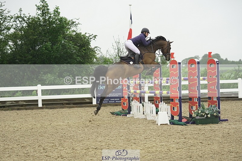 230722A-142424-09662 - Cls 23, 1 Star Gold 1.30m