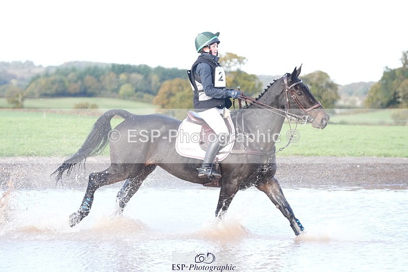 251024A-150930-13100 - C-230-Ciara.O.Connor