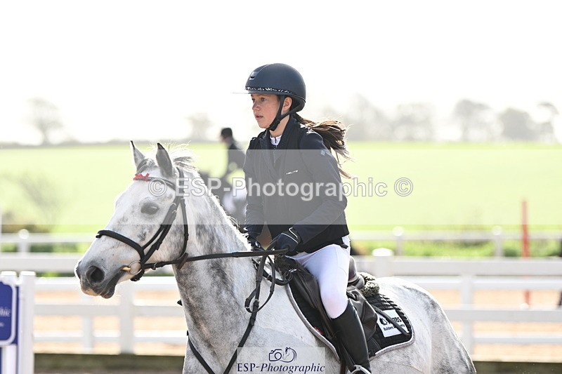 241026A-120035-00856 - SAT Cls 8 Pony Discovery and 90cm Open