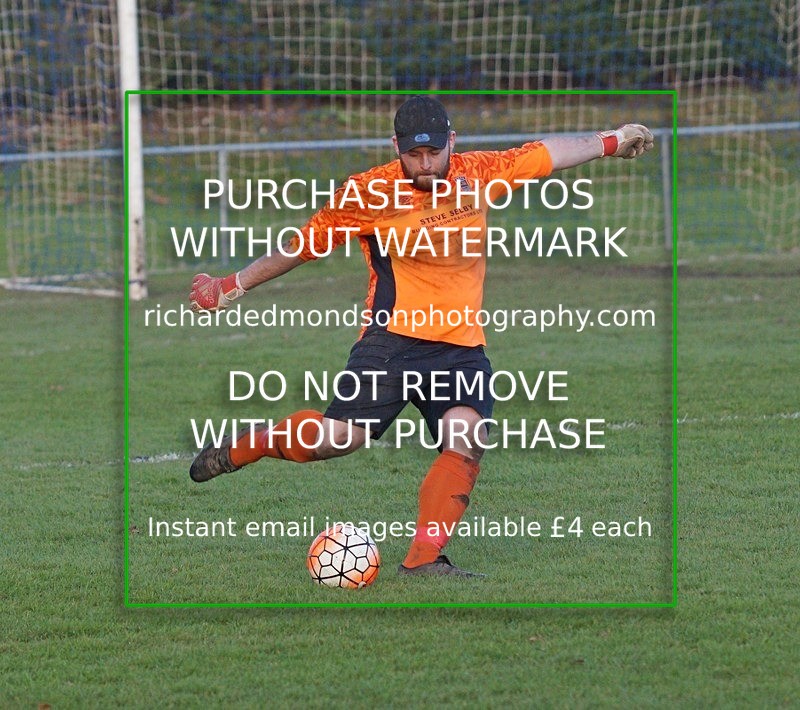 DSC09669 - Kendal County v Hawcoat Park, (Saturday 30 November)