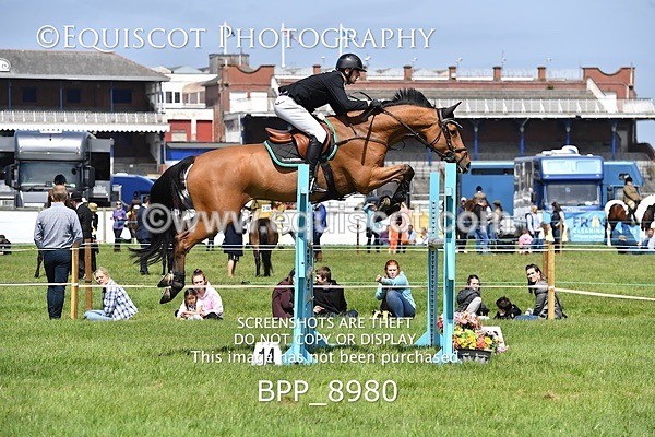 BPP_8980 - CLASS 3 The RHS Andrew Hamilton Coach Novice Qualifier (1.20m)