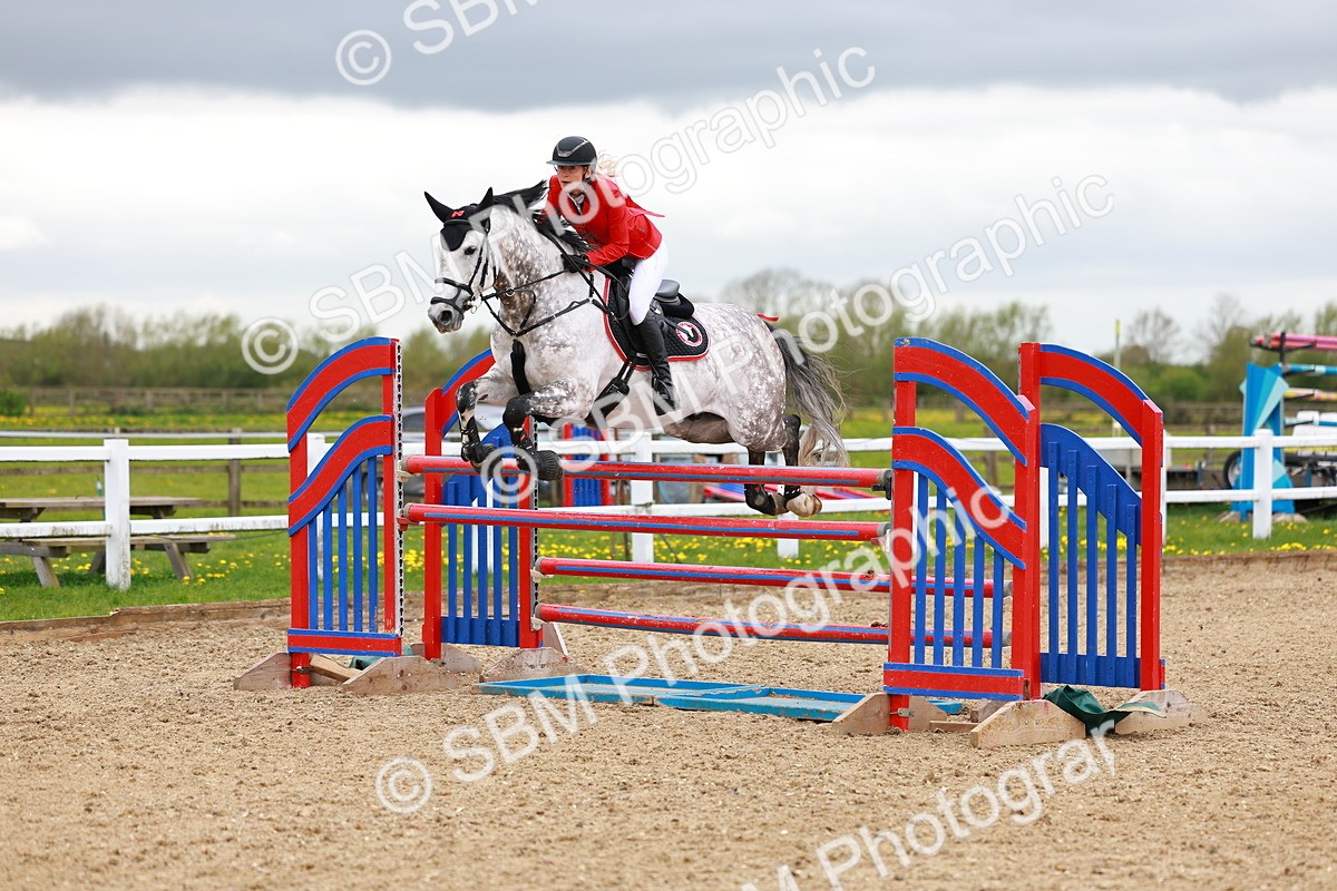 SBM_002596 - Class 11 - Senior Foxhunter - 1.20m